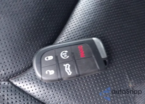 2012 Chrysler 300C из США, поврежденный, VIN 2C3CCAET2CH256321